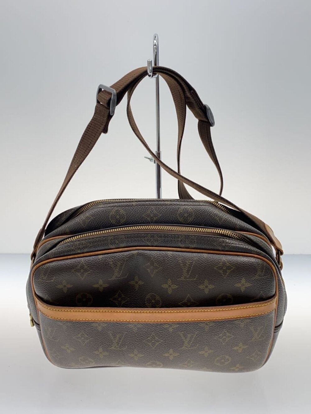 LOUIS VUITTON Reporter Monogram Canvas Brown